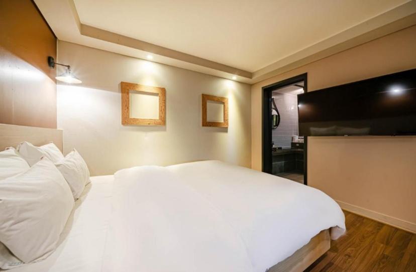 Ulsan Hotel 109 Εξωτερικό φωτογραφία